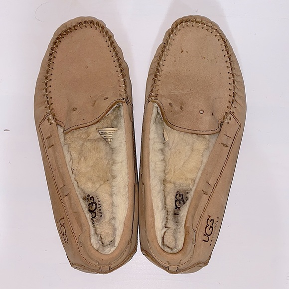 UGG slippers 8 - Picture 3 of 7